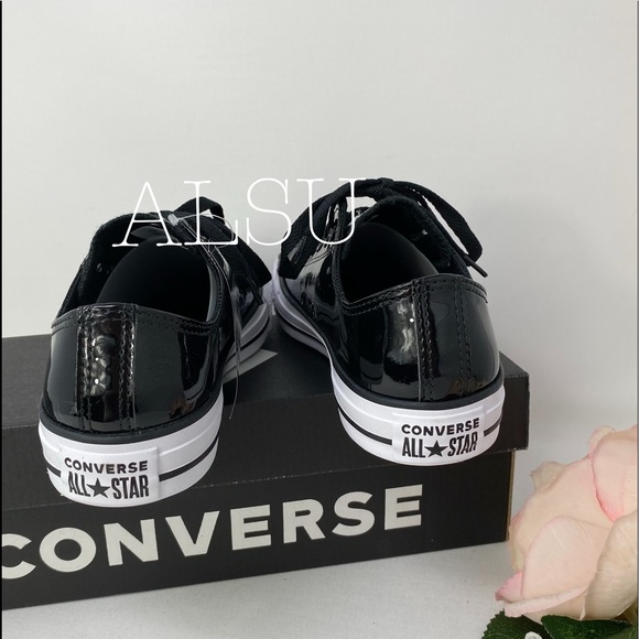 Converse Low Top Patent Leather Black W AUTHENTIC - Picture 5 of 8